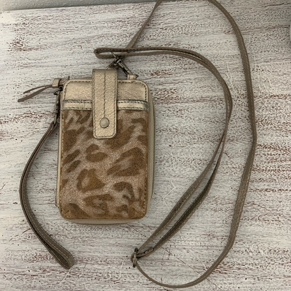 🎄The Sak Crossbody/Wristlet Wallet Leopard